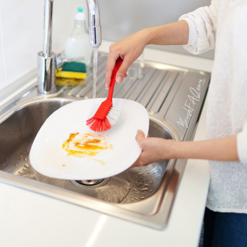 Does Washing with A Dish Brush Scratch Dishes